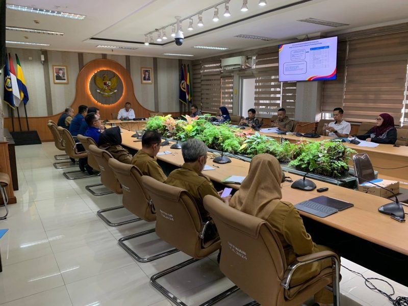 Rapat Bersama Disdamkarmat dan DSDABM, DPRD Soroti Kualitas Infrastruktur Kota