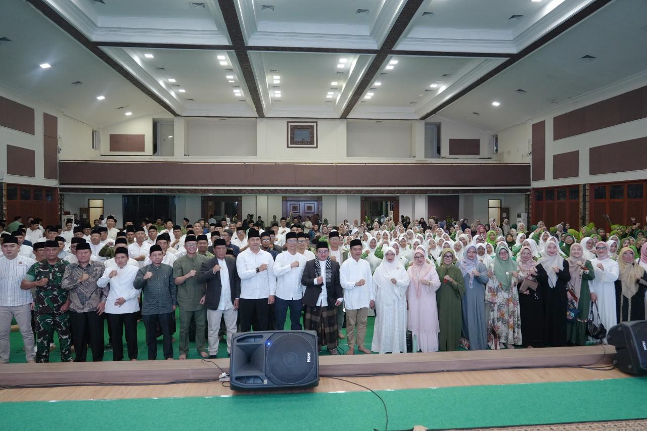 Ribuan ASN Dapat Apresiasi dari Bupati Bandung di Hari Jadi ke-385